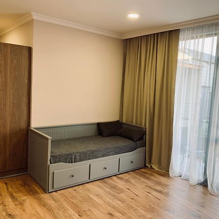 Guest House Smile Kobuleti ภายนอก รูปภาพ