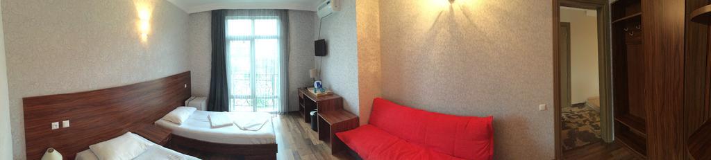 Guest House Smile Kobuleti ห้อง รูปภาพ