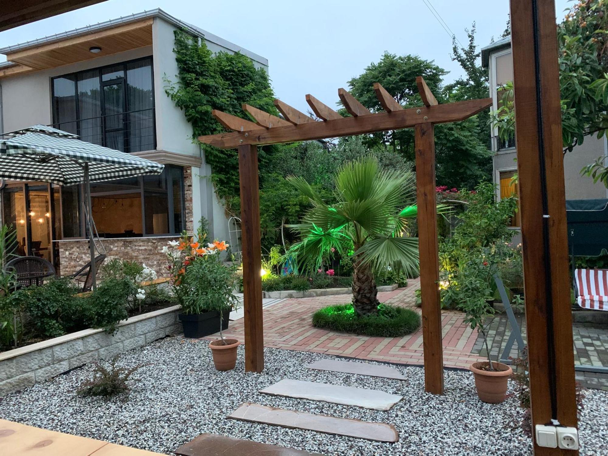 Guest House Smile Kobuleti ภายนอก รูปภาพ