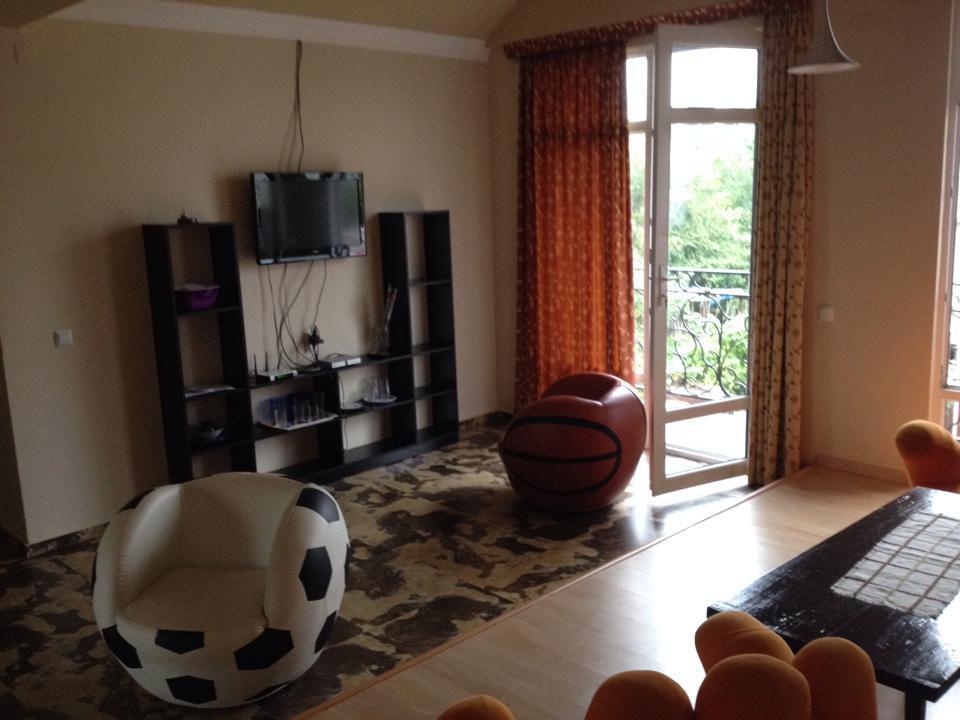 Guest House Smile Kobuleti ภายนอก รูปภาพ