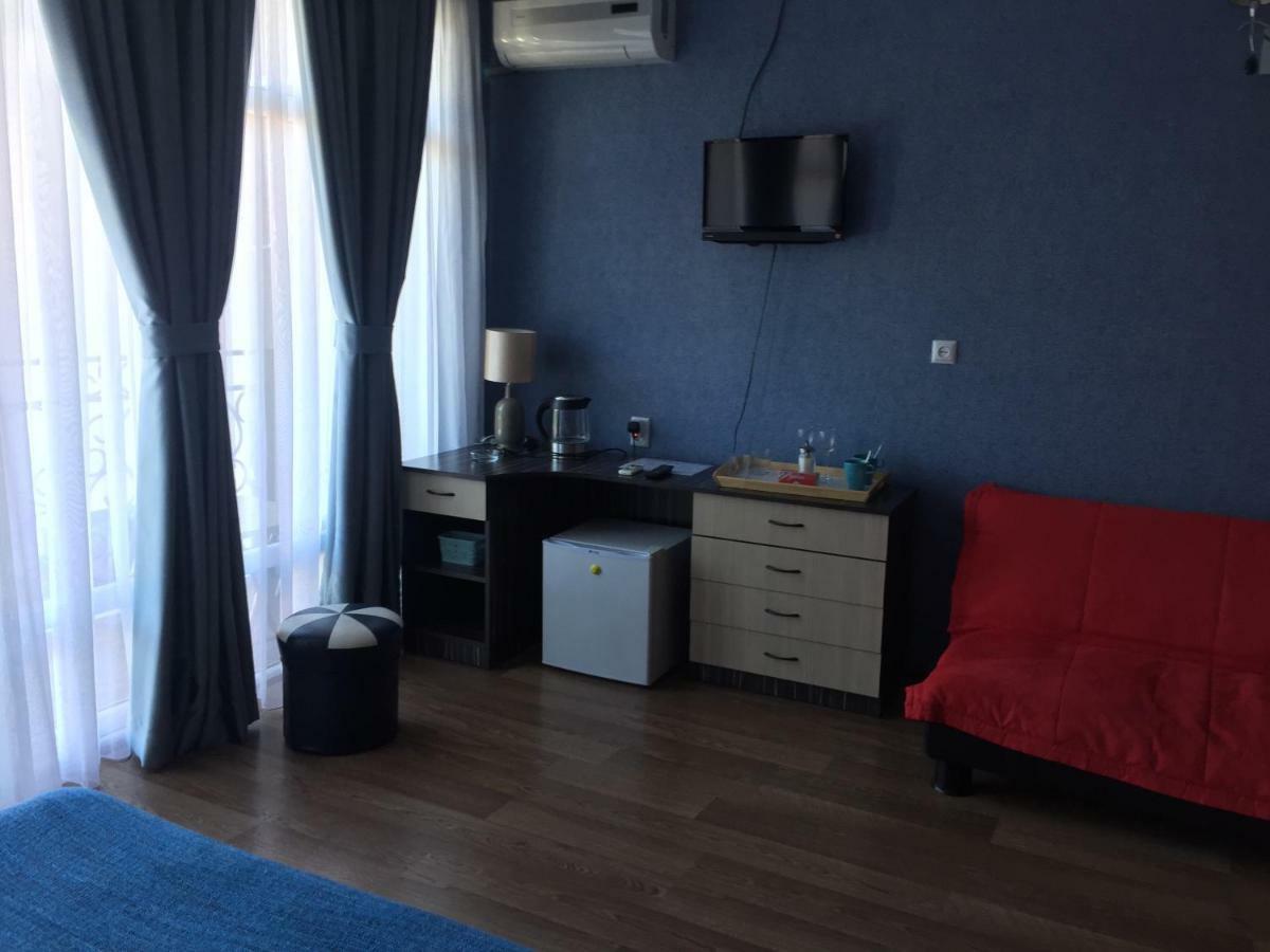 Guest House Smile Kobuleti ภายนอก รูปภาพ